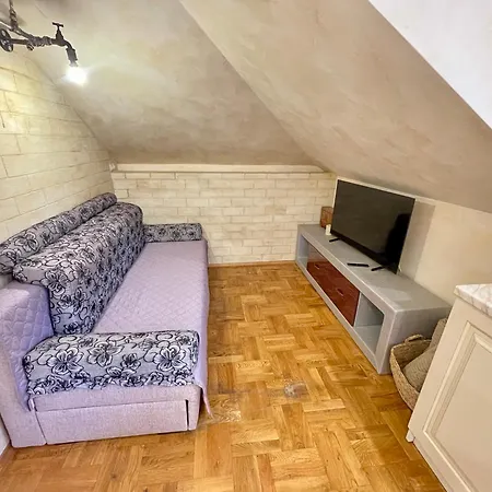 -the Shell- Cozy Super With Parking Space Apartment *