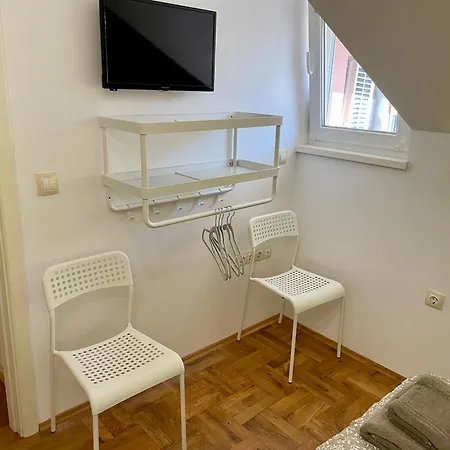 -the Shell- Cozy Super With Parking Space Apartment Burgas