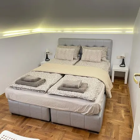 -the Shell- Cozy Super With Parking Space Burgas