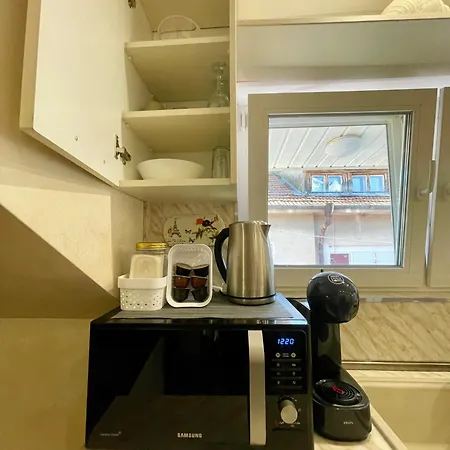 -the Shell- Cozy Super With Parking Space